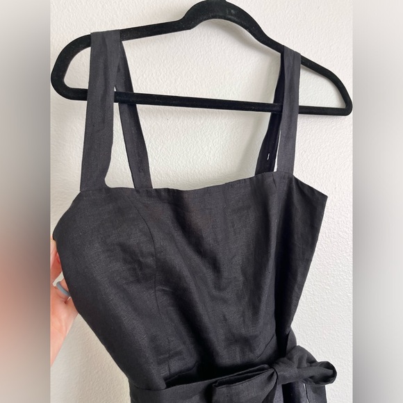 Reformation Birch Jumpsuit Black 100% linen belted wide leg size 8 petite - Picture 5 of 16